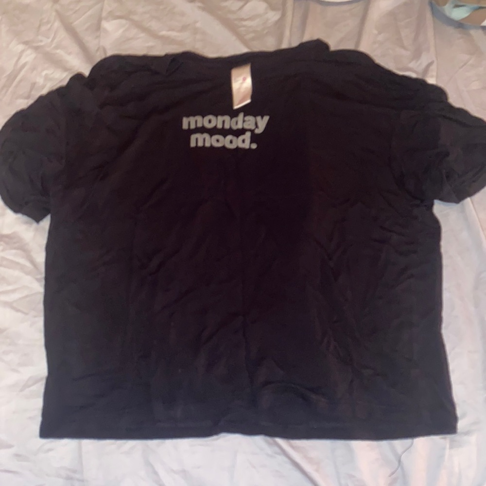 Black sleep shirt